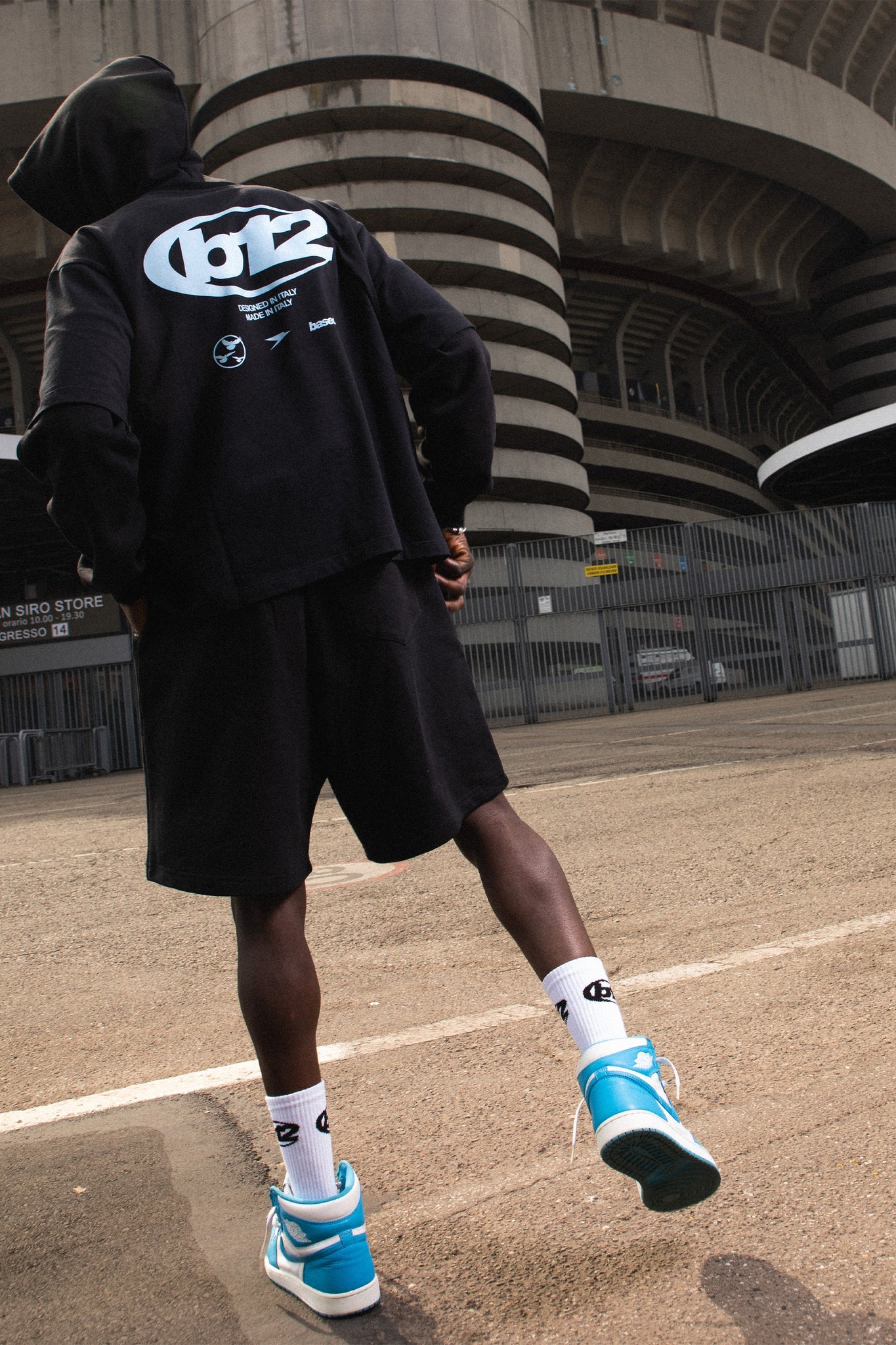 T-SHIRT “CRUEL SEASON” B12 BLACK