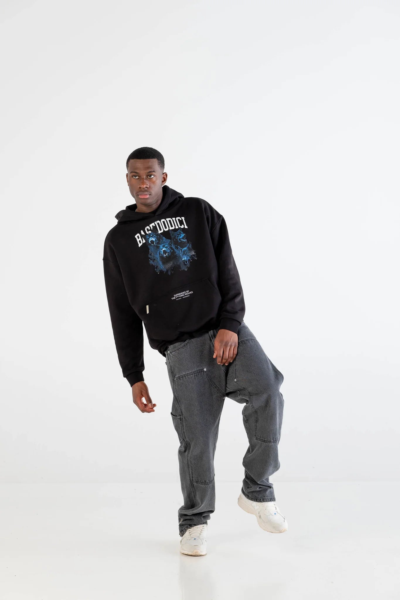 HOODIE “DYSTOPIA” WOLVES BLACK
