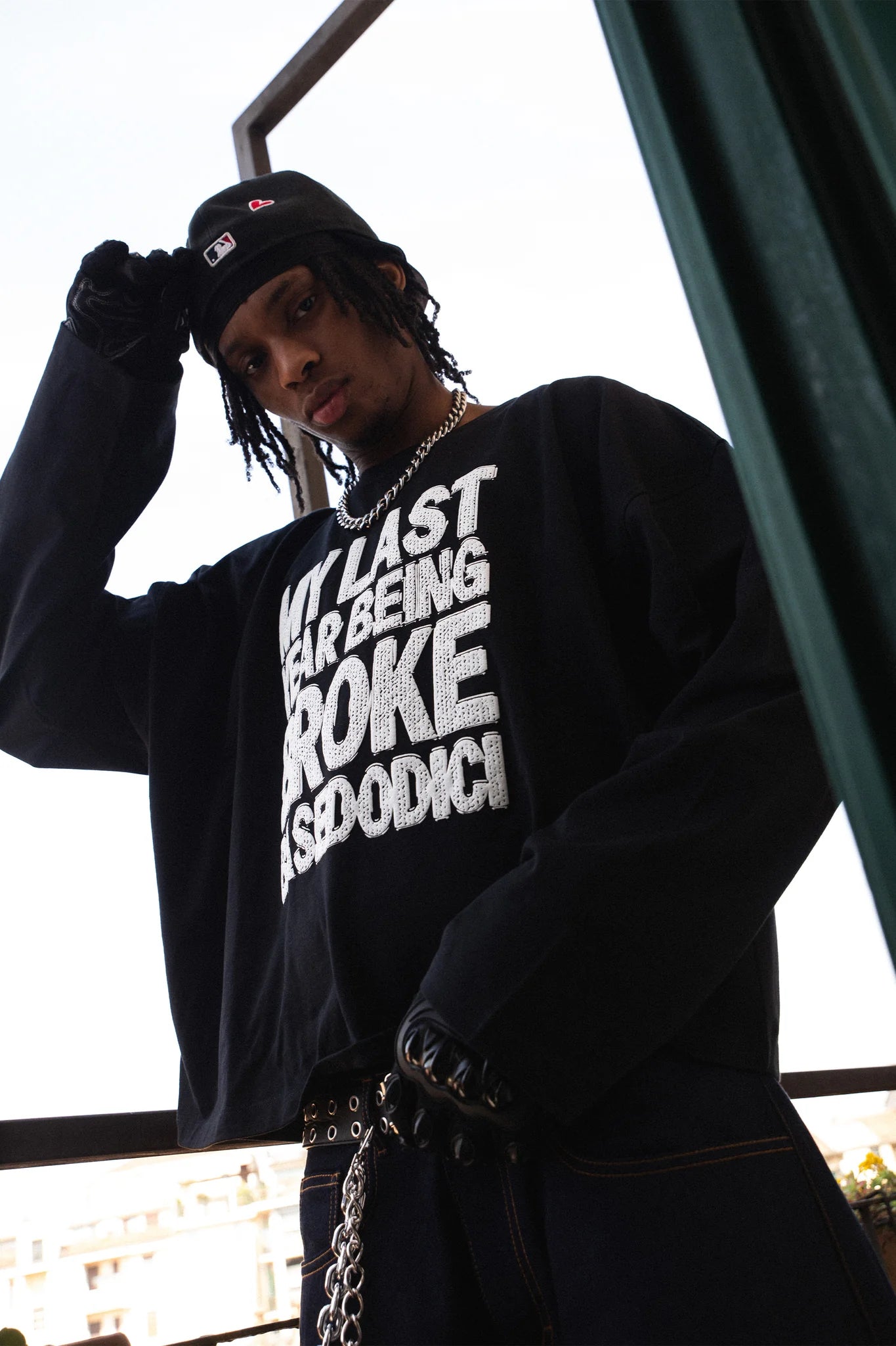 LONGSLEEVE "CRUEL SEASON" BROKE BLACK
