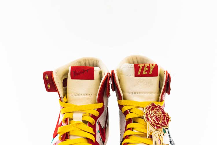 Air Jordan 1 High Zoom Cmft x Teyana Taylor
