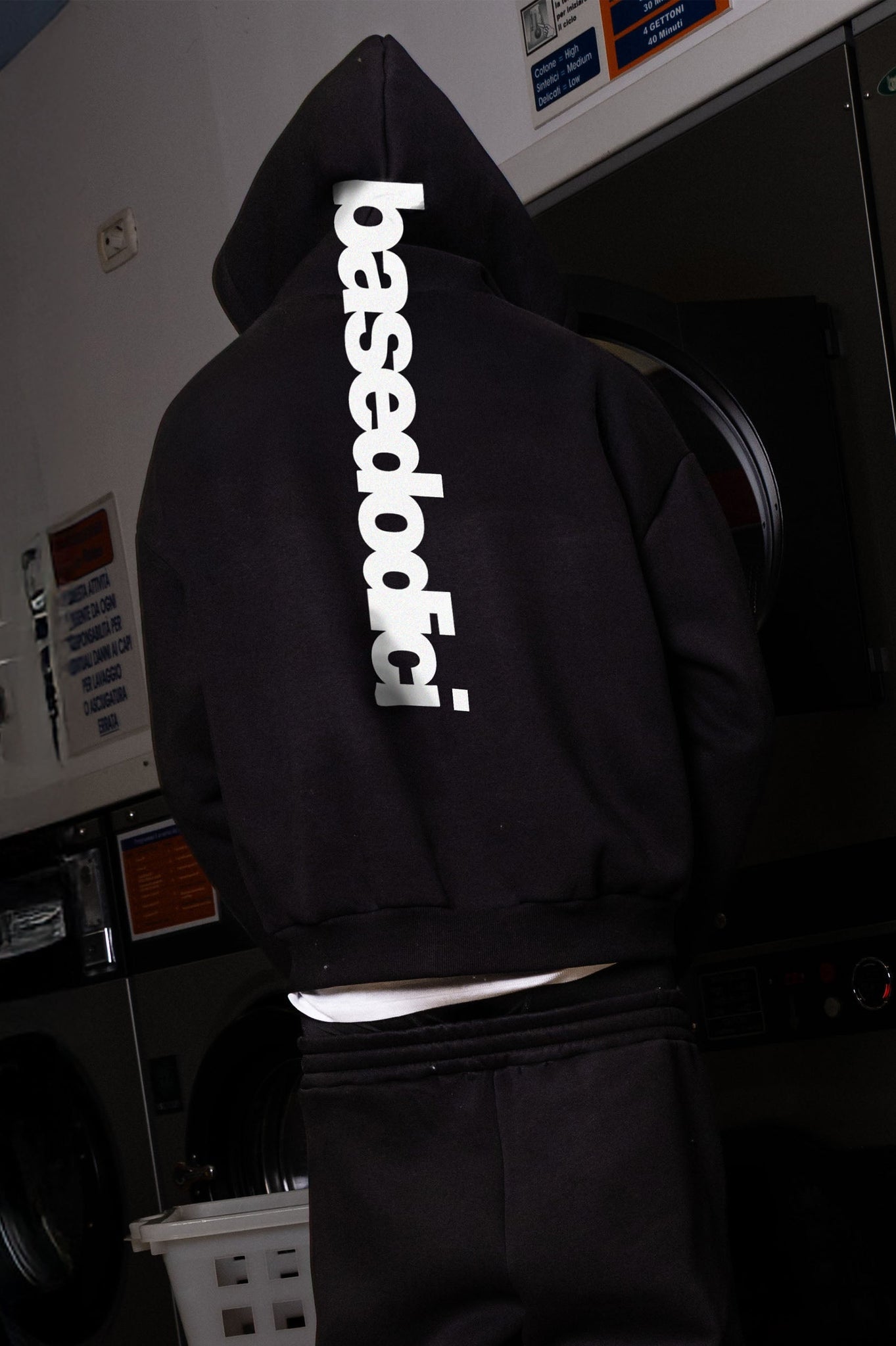 Basedodici Hoodie "COMFY" Vertical Logo Black/White