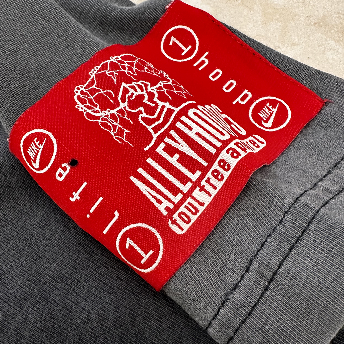 Nike Tee 90's "One Life To Hoop"
